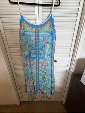 Do everything in love Light Blue Printed Spaghetti-Strap Mid handkerchief  .